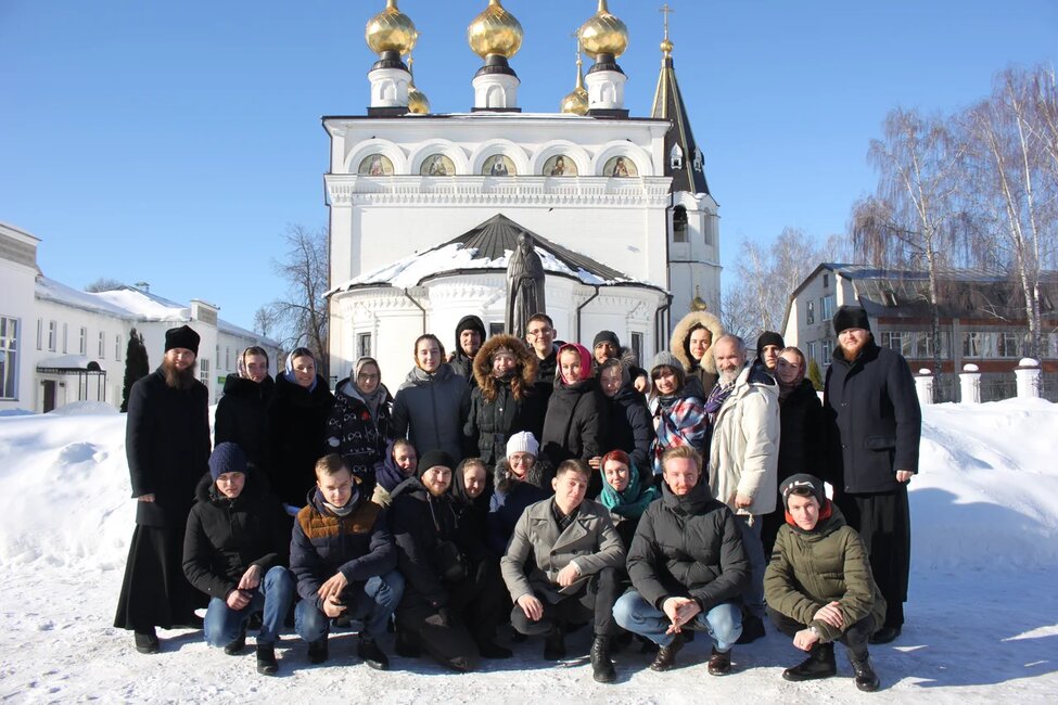 В Городецком Феодоровском мужском монастыре прошла встреча актива Городецкой епархии и участников международного молодежного проекта