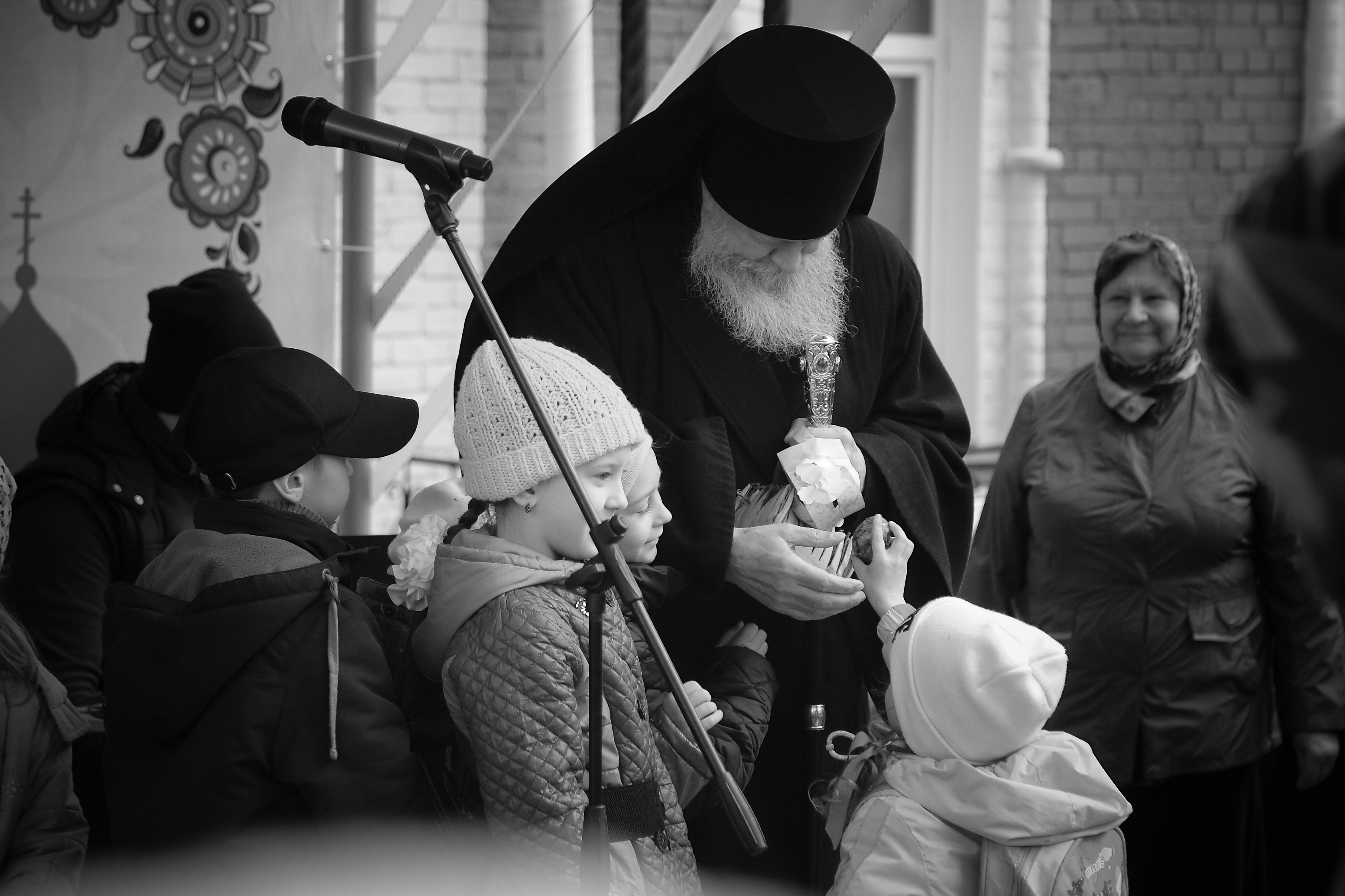 К 10-летиювозрождения Городецкого Федоровского мужского монастыря открылась фотовыставка «Одна жизнь, одна история, одна судьба»