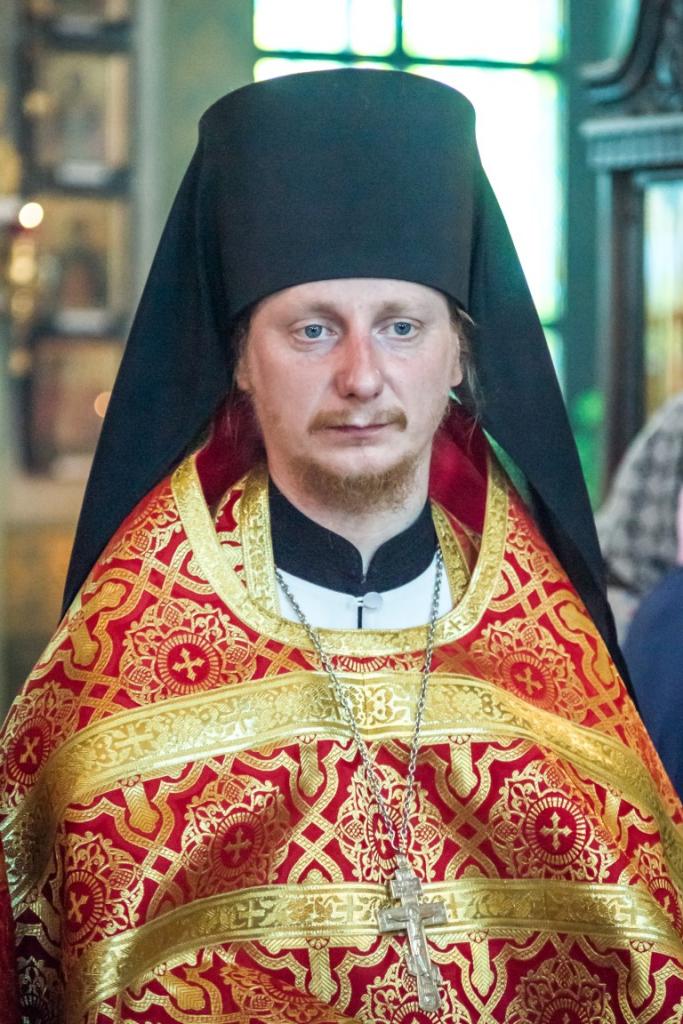 26 апреля, в Неделю 2-ю по Пасхе, иеромонахи Городецкого Феодоровского мужского монастыря совершили Божественную литургию.