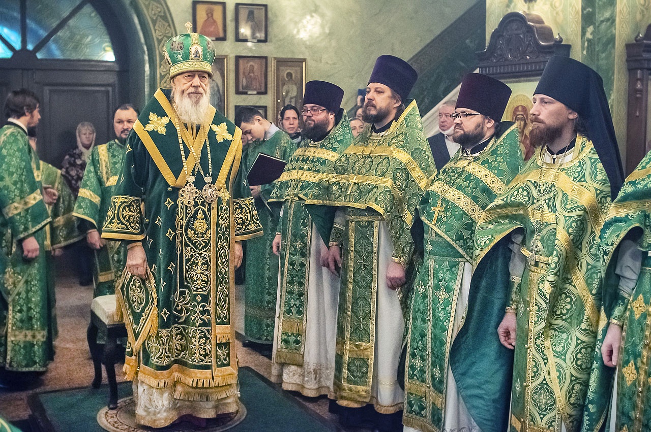 Архиерейское богослужение в память святого Александра Невского в Городце