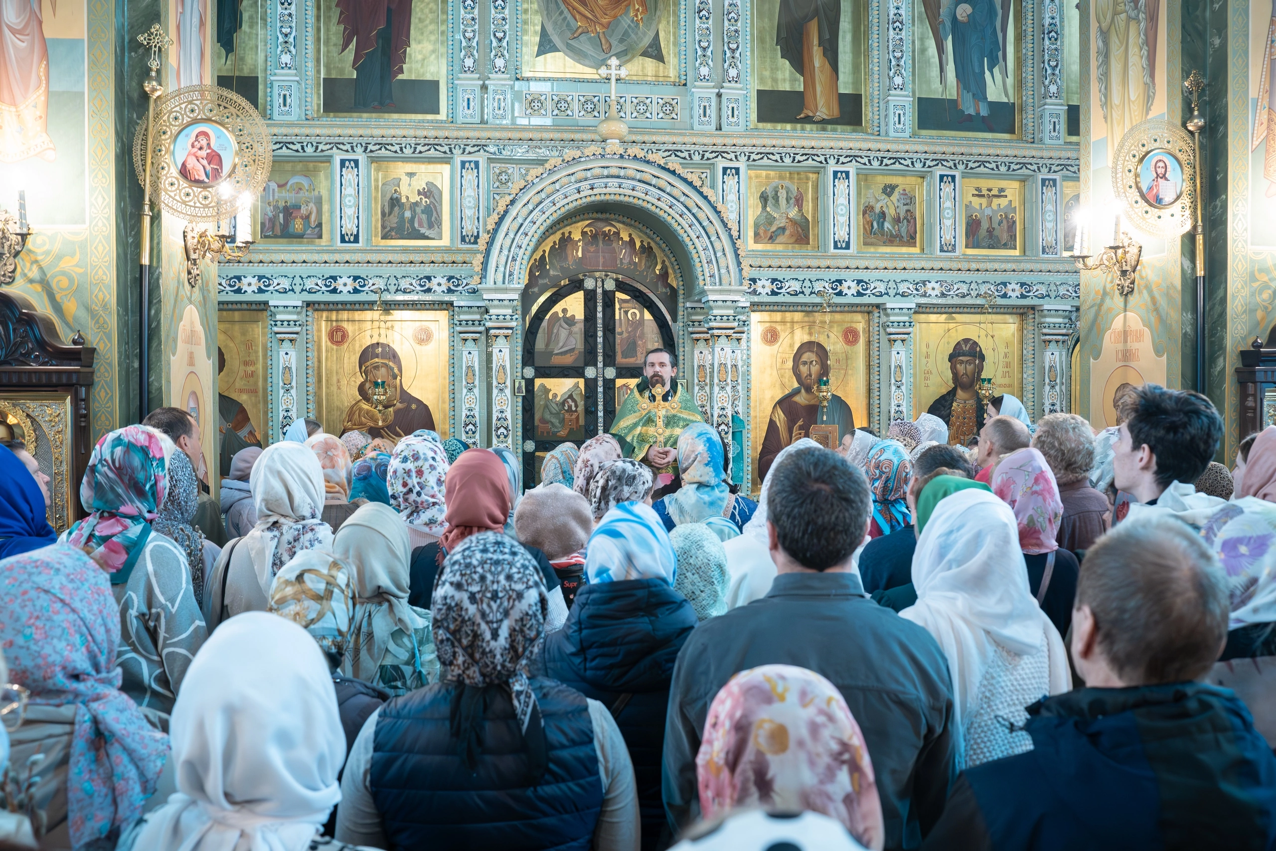 В ПРАЗДНИК ВХОДА ГОСПОДНЯ В ИЕРУСАЛИМ ЕПИСКОП ГОРОДЕЦКИЙ И ВЕТЛУЖСКИЙ ПАРАМОН СОВЕРШИЛ БОЖЕСТВЕННУЮ ЛИТУРГИЮ В ГОРОДЕЦКОМ ФЕОДОРОВСКОМ МУЖСКОМ МОНАСТЫРЕ