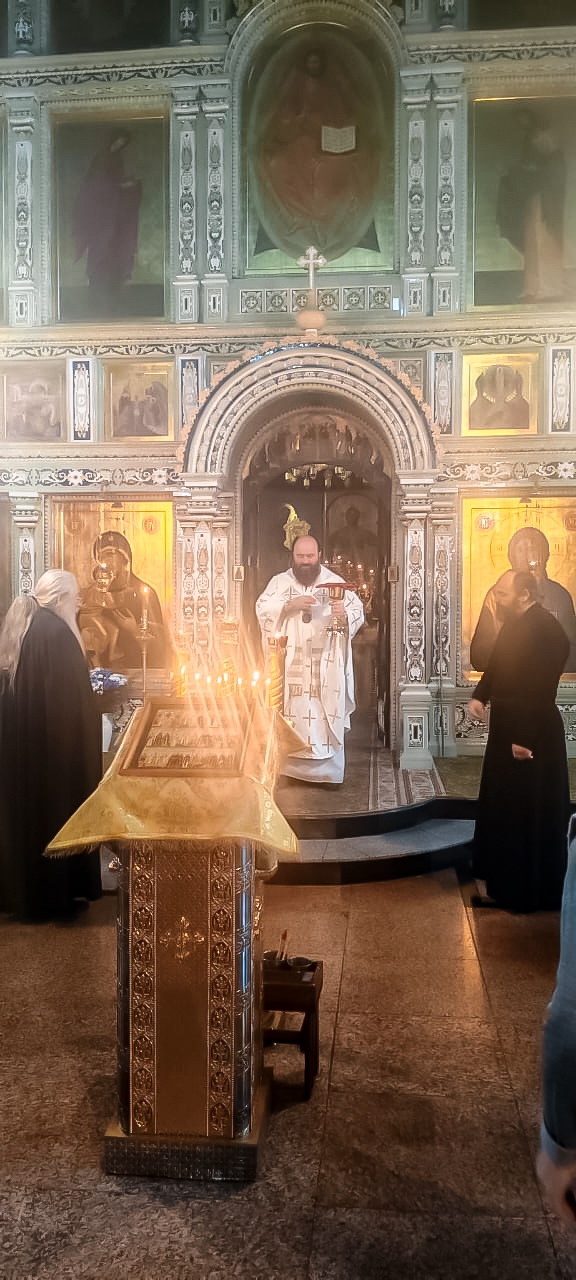 Епископ Городецкий и Ветлужский Парамон совершил Божественную литургию в Городецком Феодоровском мужском монастыре