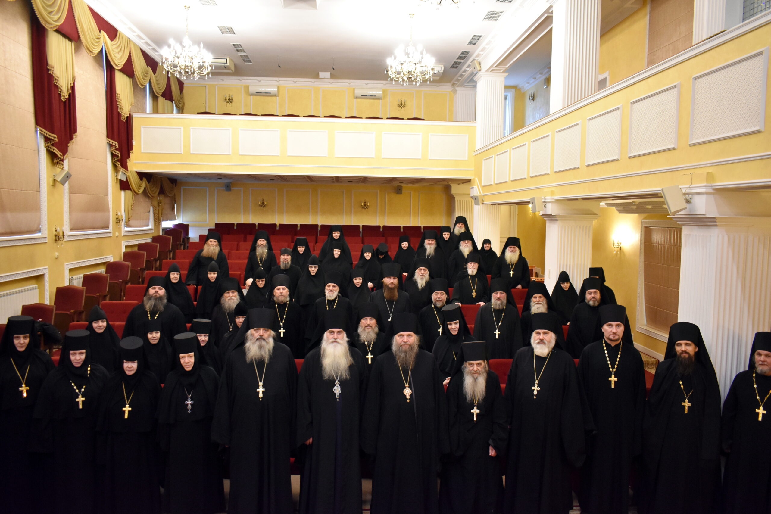 Монашествующие Городецкого Феодоровского мужского монастыря приняли участие в конференции в рамках ХХ Рождественских чтений