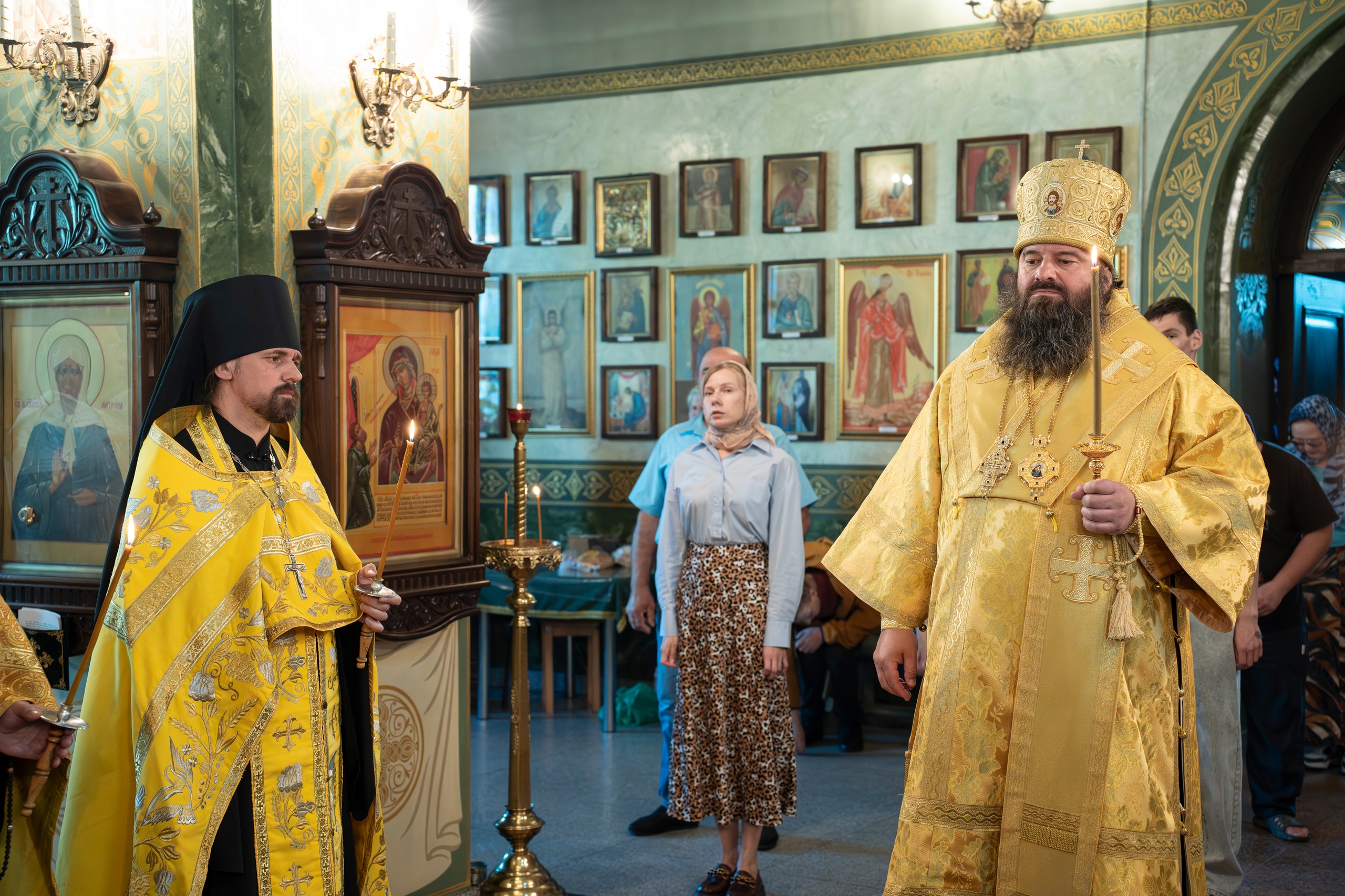 В канун Недели 3-й по Пятидесятнице епископ Городецкий и Ветлужский Парамон совершил Всенощное бдение в Городецком Феодоровском мужском монастыре